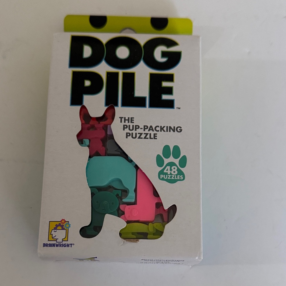 Dog Pile Pup-Packing Puzzle - Colorful Challenge